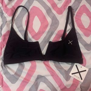 🚫SOLD🚫Boutine LA Manhattan Black V-Cut Bikini- S
